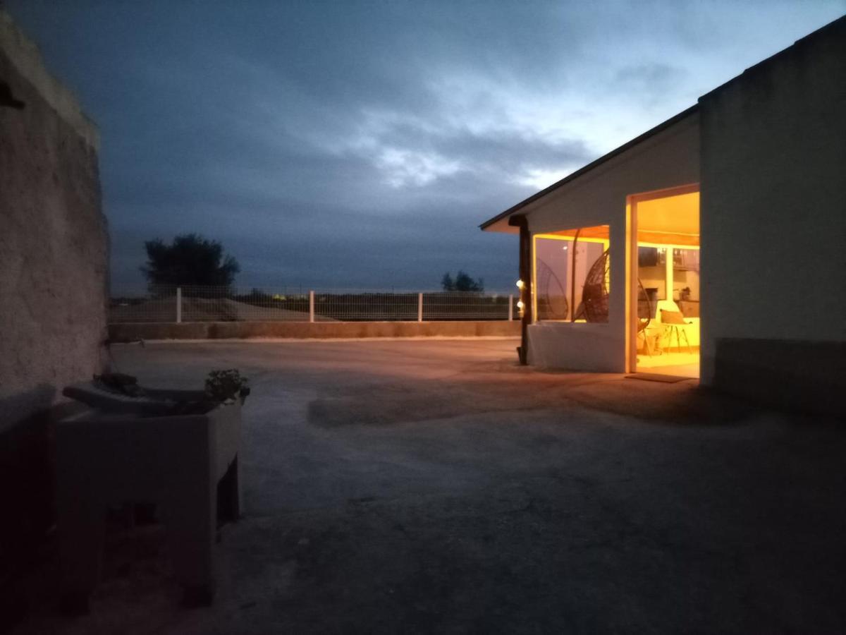 Snow Guest House Santarem Luaran gambar